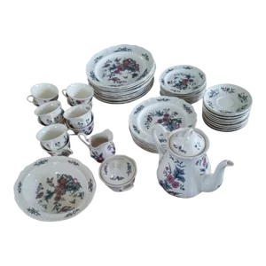 1960s Williamsburg Potpourri by Wedgwood- 54 Pieces