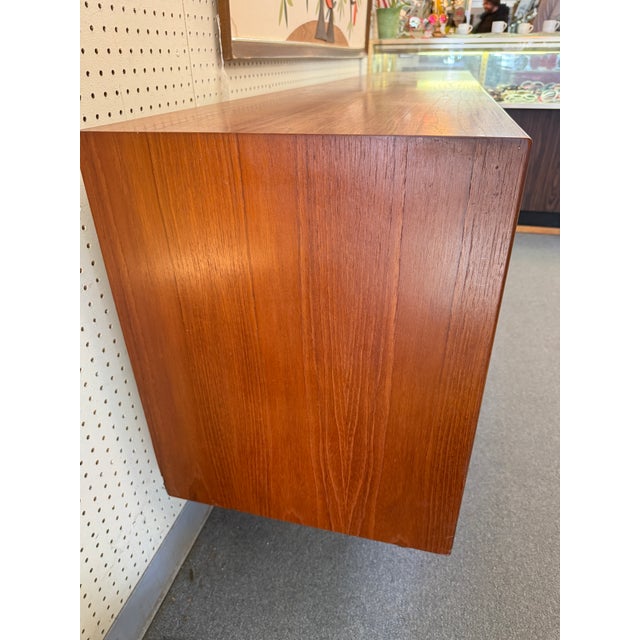 Danish Teak Sliding Door Credenza C1960s Attributed to Fredrik Kayser For Sale - Image 13 of 18