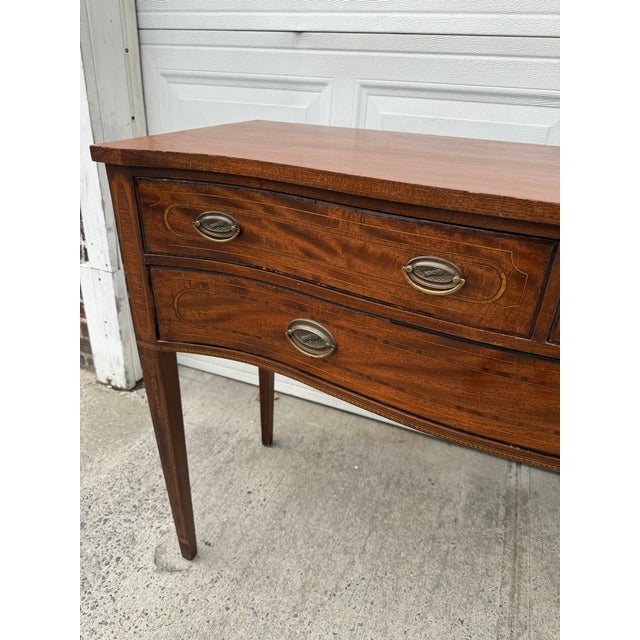Vintage Federal Hepplewhite Style Inlaid Mahogany Serpentine Sideboard For Sale - Image 11 of 12