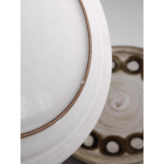 Hand-Painted Ceramic Plates by Gerda Heuckeroth for Ceramano, 1960s, Set of 6 For Sale - Image 6 of 8