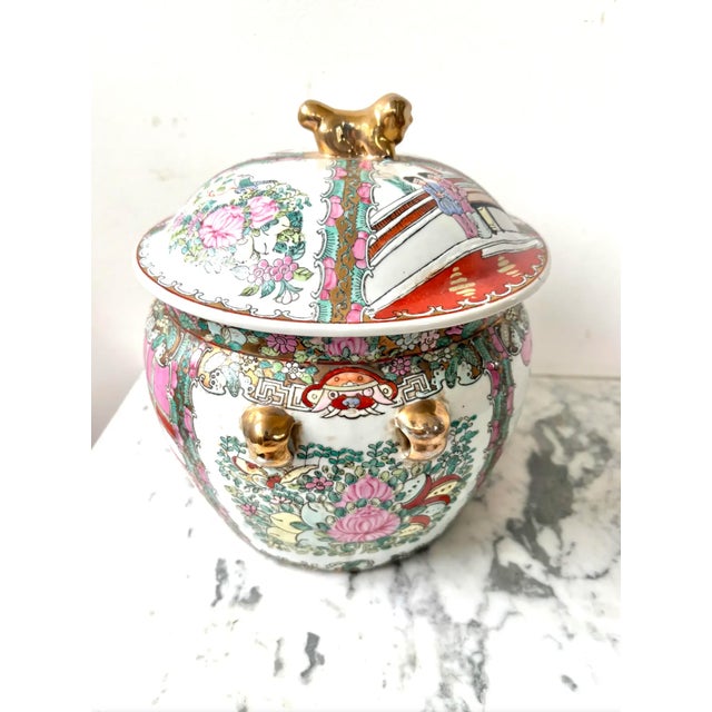 Chinese Late 19th Century Chinese Porcelain Kamcheng, a Famille Rose Medallion Vinegar Jar With Lid and Gold Handle For Sale - Image 3 of 14