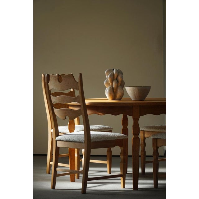 1950s Highback Razorblade Chairs in Oak and Bouclé by Henning Kjærnulf, 1960s, Set of 4 For Sale - Image 5 of 18