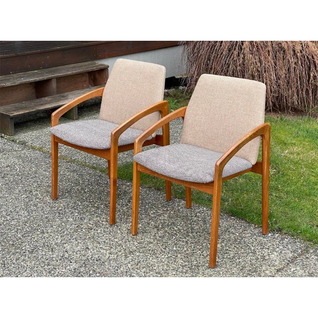 Mid-Century Modern Pair of 1960s MCM Danish Henning Kjaernulf Teak Dining Chairs For Sale - Image 3 of 8