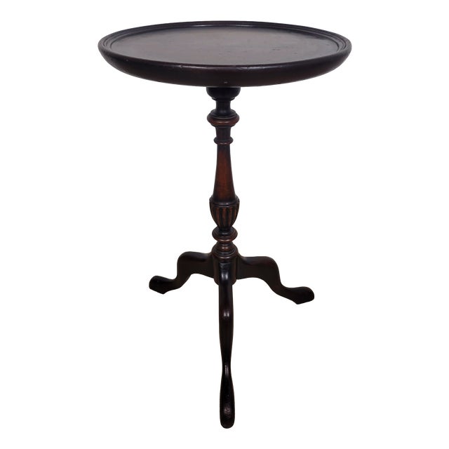 Victorian English Tripod Circular Wine Table in Mahogany, 1890 For Sale