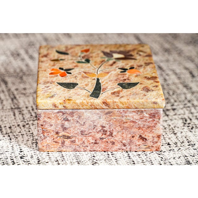 1930s Beautiful Pietra Dura Hand Made Antique Inlaid Stone Flower Specimen Jewelry Trinket Box Home Decor For Sale - Image 9 of 14