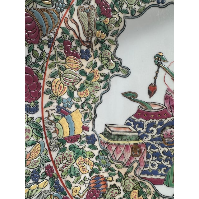 Late 20th Century Chinese Famille Rose Porcelain Decorative Plate With Figural Scene For Sale - Image 9 of 9