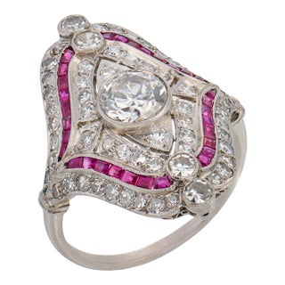 1920s Art Deco Style 1.75 Carat Diamond Ruby Platinum Ring, Size 7.75 For Sale