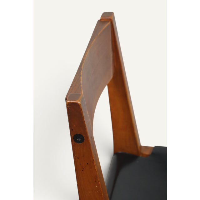 Vintage S24 Chair in Elm and Black Leather by Pierre Chapo, 1970 For Sale - Image 11 of 18
