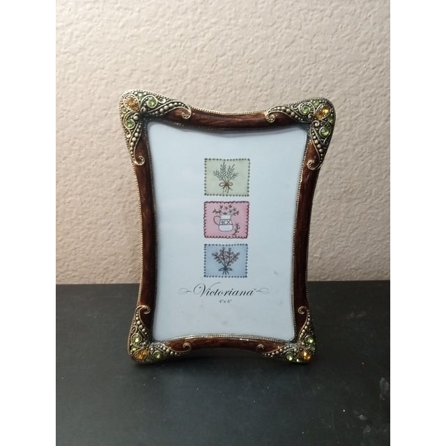 EXQUISITE Victoriana 4"x6" Genuine Austrian Crystal Photo Holder This exquisite vintage photo holder is a true gem for any...