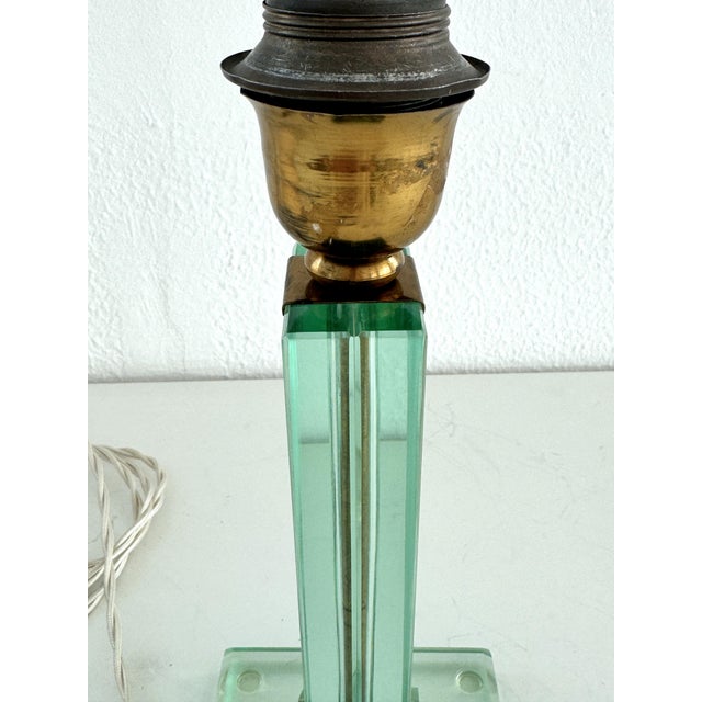 Italian Table Lamp with Green Glass and Brass Details from Fontana Arte, 1950s For Sale - Image 18 of 18
