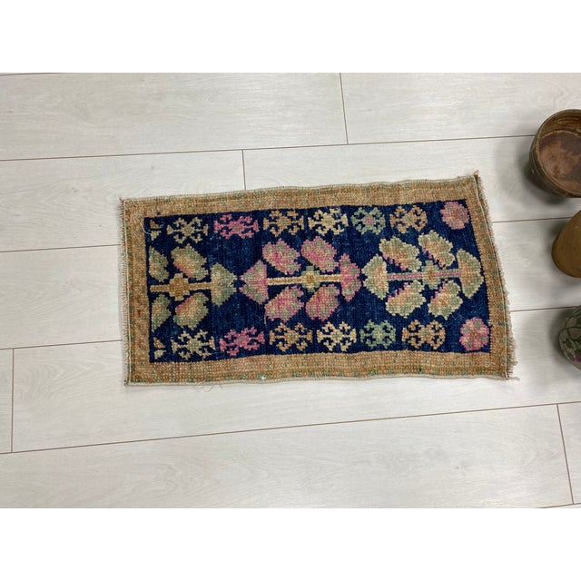 1960s 1960s Decorative Small Geometric Rug For Sale - Image 5 of 5