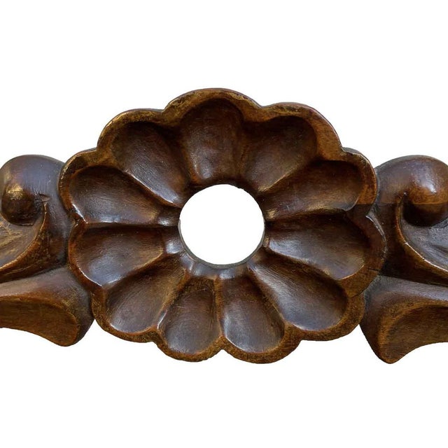 19th-Century Walnut Chairs, Set of 6 For Sale - Image 5 of 7