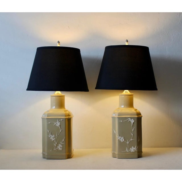 Novelty Crystal Corp Flower Over Beige Chinoiserie Ceramic Table Lamps