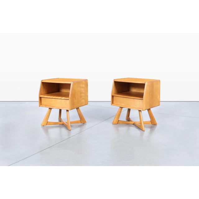 A beautiful pair of vintage M-778 nightstands by Heywood-Wakefield, one of the most celebrated names in American mid-...