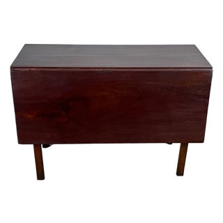 18th C. Solid Mahogany Topped Georgian Drop-Leaf Gate-Leg Table For Sale
