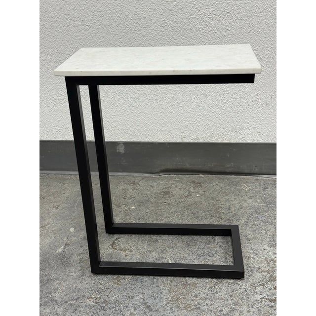 Modern C-Shape Side Table For Sale In San Francisco - Image 6 of 12