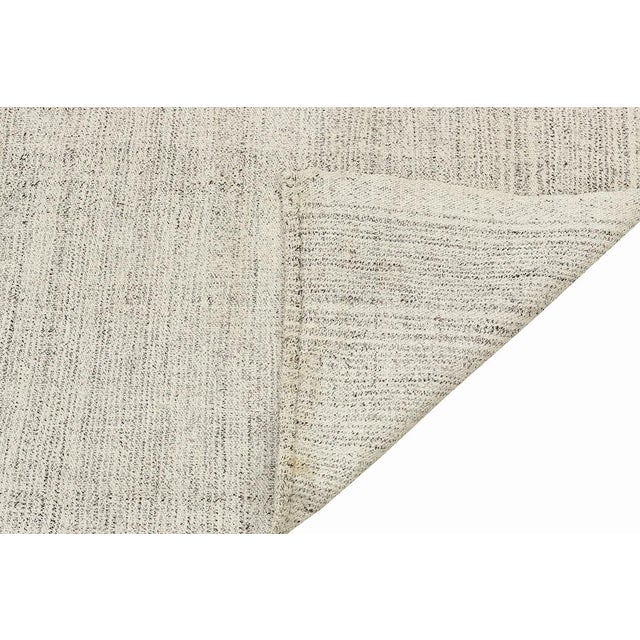 Mid 20th Century Mid 20th Century Light Gray Vintage Kilim Rug For Sale - Image 5 of 7