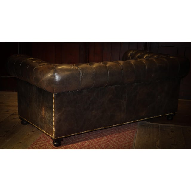 Early 21st Century Westminster Button Sofas and Ottoman in Black Leather from Timothy Oulton, 2010s, Set of 3 For Sale - Image 5 of 14