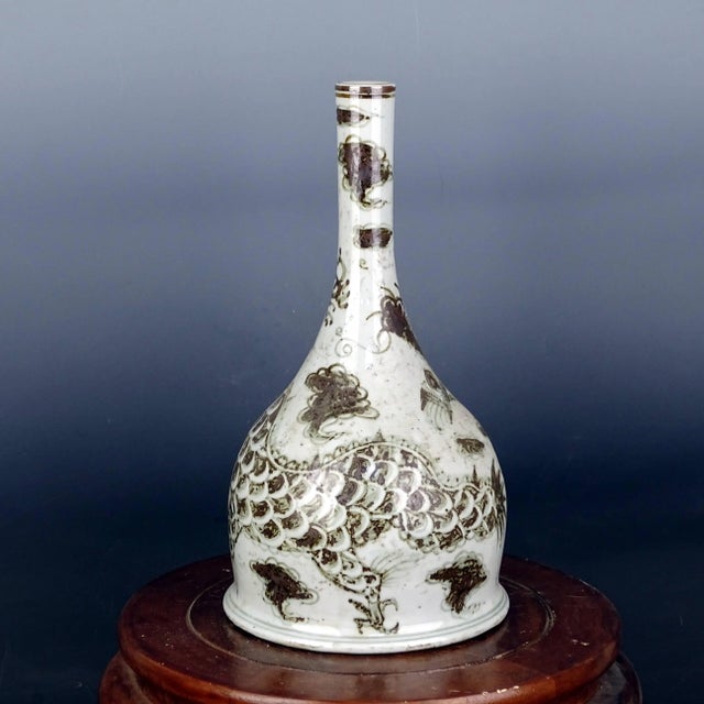 Early 20th Century Chinese Vintage Ceramic Vase,Blue and White Porcelain Bell-Shaped Vase Hand Painted Dragon Pattern For Sale - Image 5 of 9
