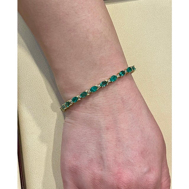 8 Carat Emerald and Diamond Tennis Bracelet 14 Karat Yellow Gold For Sale - Image 18 of 18