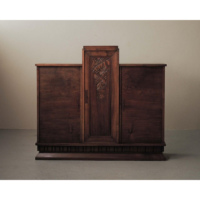Mid-Century Modern Art Deco Walnut Sideboard by Jacques Philippe, France, 1930s For Sale - Image 3 of 18
