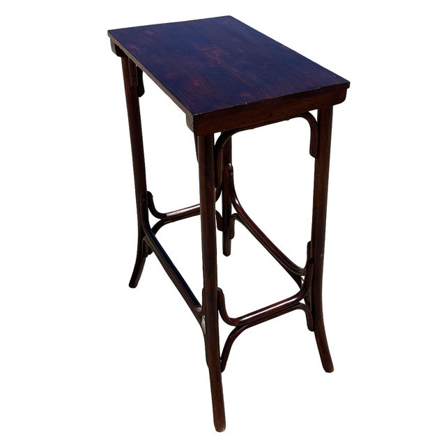 Antique Vienna Secession Bent Oak Side Table by Thonet No.012 For Sale In Los Angeles - Image 6 of 7