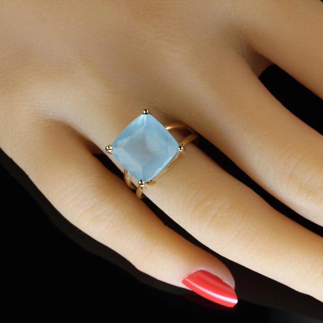 Exquisite 7.83ct Aquamarine Druzy Ring in Handcrafted 18K Yellow Gold Discover the ocean's beauty in this one-of-a-kind...