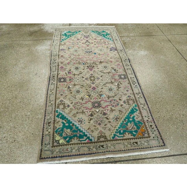 Mid 20th Century Vintage Persian Hamadan Rug – Size: 3' 2" X 6' 7" For Sale - Image 5 of 10