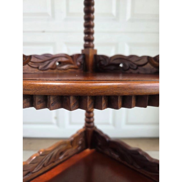 Early 20th Century Early 20th Century Eastlake Revival 5-Tier Mahogany Corner Etagere Shelf For Sale - Image 5 of 11