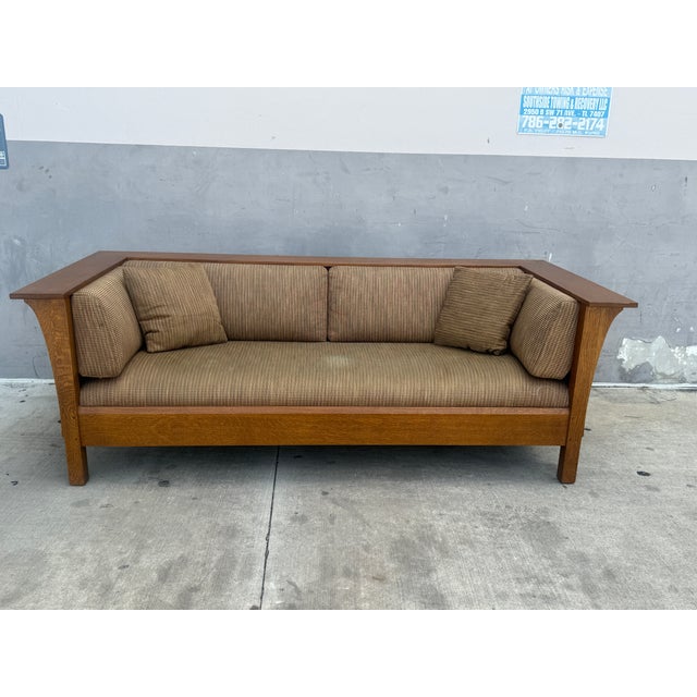Stickley Craftsman Mission Oak Prairie Settle sold as found in need of new upholstery previoulsy owned and used with some...