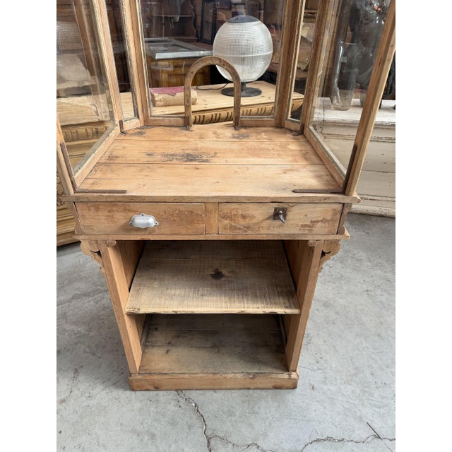 Early 20th Century Reception Desk For Sale - Image 13 of 17