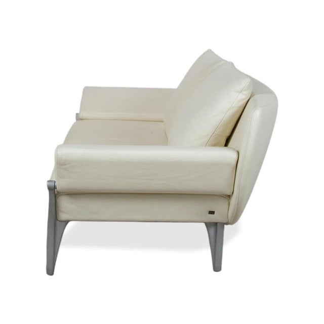Leather Two-Seater Cream White Manual Function 1600 Sofa from Rolf Benz For Sale - Image 14 of 15