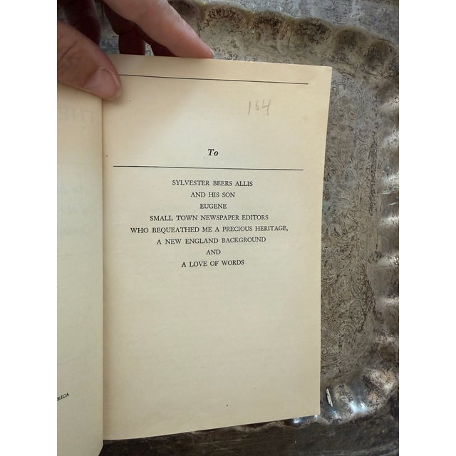 Gray 1942 First Edition the Splendor Stays by Marguerite Allis Historical Novel G. P. Putnam’s Sons Saybrook Connecticut For Sale - Image 8 of 10