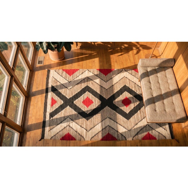 1930s Brown Earth Tone Diamond Antique American Navajo Rug 3.03 X 5 Flatweave Wool Carpet For Sale - Image 9 of 9