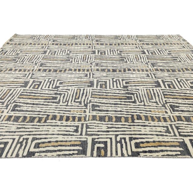 Modern Geometric Wool Area Rug - Abstract Maze Pattern in Charcoal and Cream For Sale - Image 4 of 11