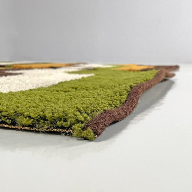 Modern Italian Rectangular Rugs with Wavy Decorations in Green and Orange, 1970s, Set of 2 For Sale - Image 14 of 18