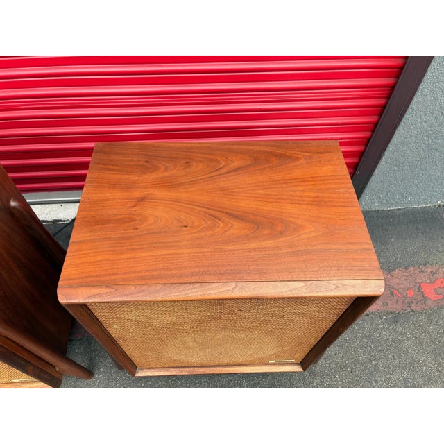 Chestnut Vintage Mid Century Turntable Console/Stereo Console by Packard Bell For Sale - Image 8 of 12