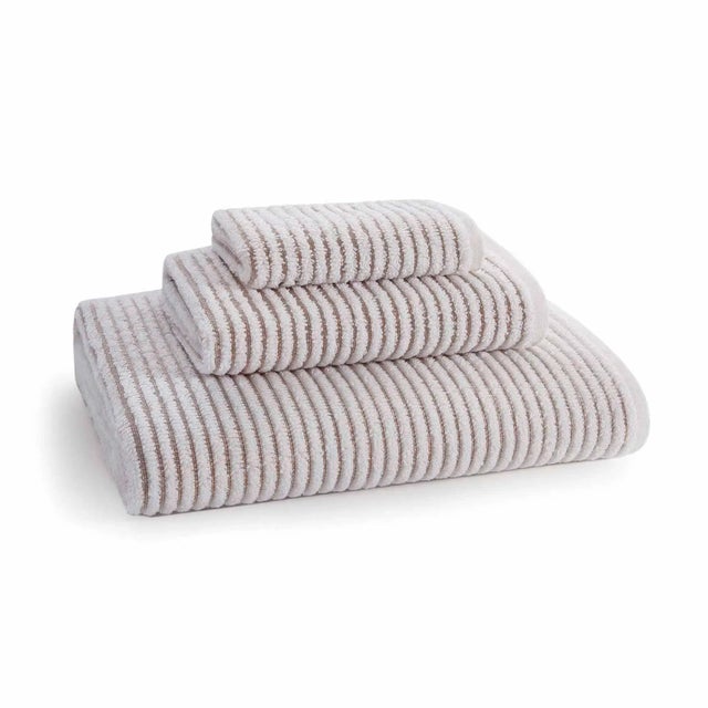 Crafted in Turkey from 100% combed Aegean cotton, our Sullivan textured towels feature a beautiful ribbed stripe pattern,...