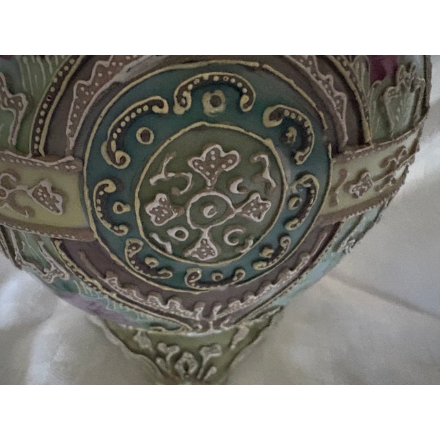 Late 19th C Japanese Double Handles Moriage Porcelain Vase For Sale - Image 15 of 16