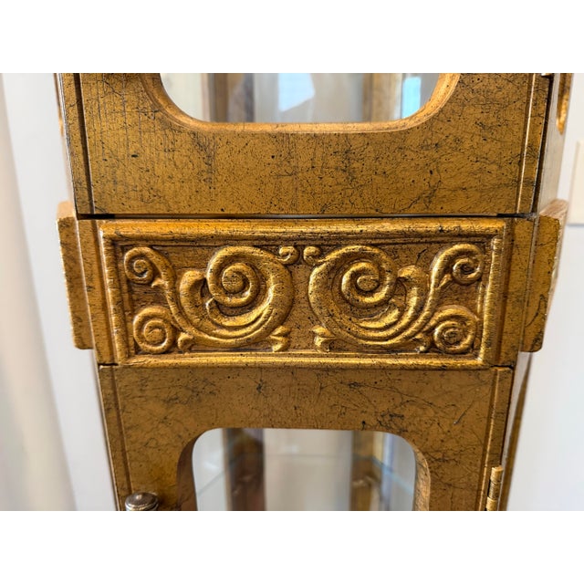 1980s 1980s Hollywood Regency Hexagonal Parcel-Gilt Lighted Curio Vitrine Cabinet For Sale - Image 5 of 6