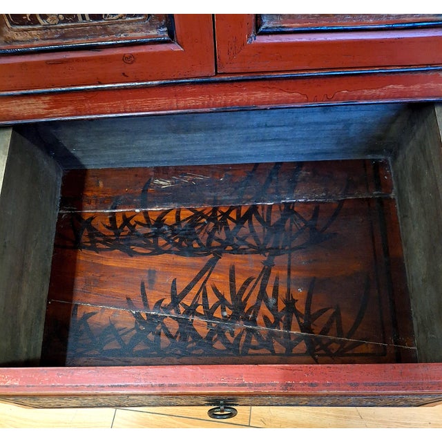 20th-Century Chinese Lacquer Cabinet For Sale - Image 11 of 14