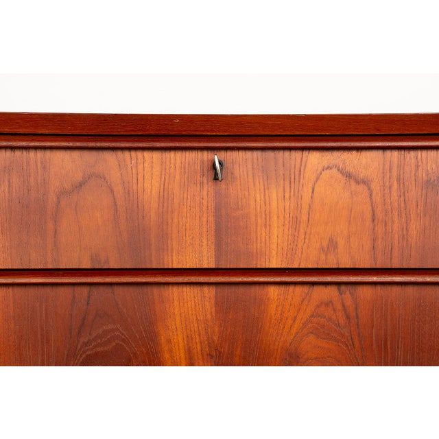 Chest of 4 Drawers in Teak, Denmark, 1960s For Sale - Image 9 of 13