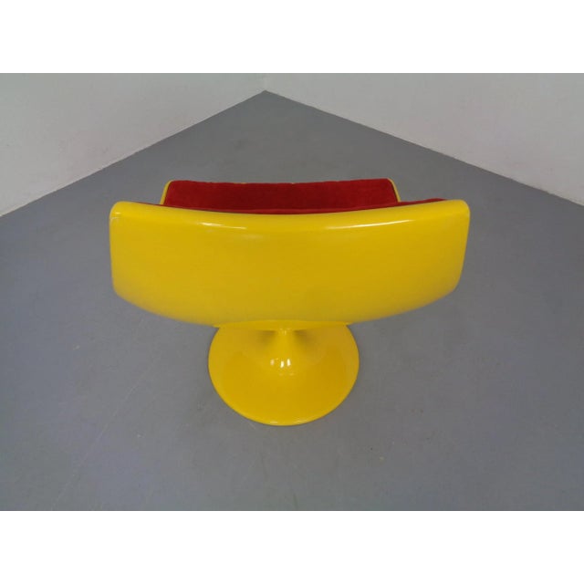 Italian Fiberglass Swivel Chair, 1960s For Sale - Image 14 of 18