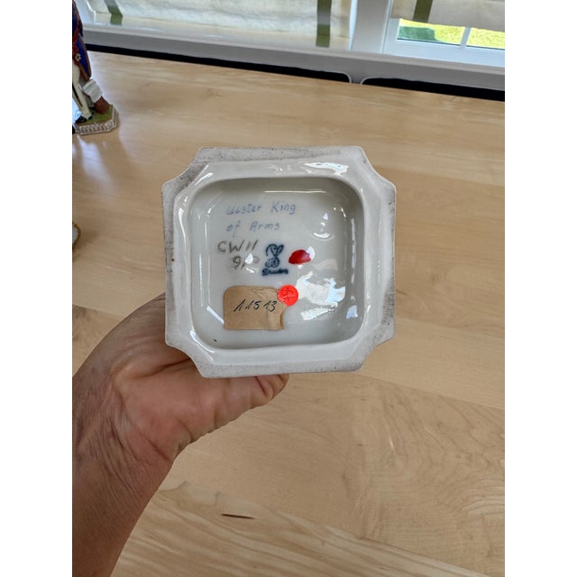 1910s 1910s Dresden Porcelain Ulster King of Arms Figurine For Sale - Image 5 of 5