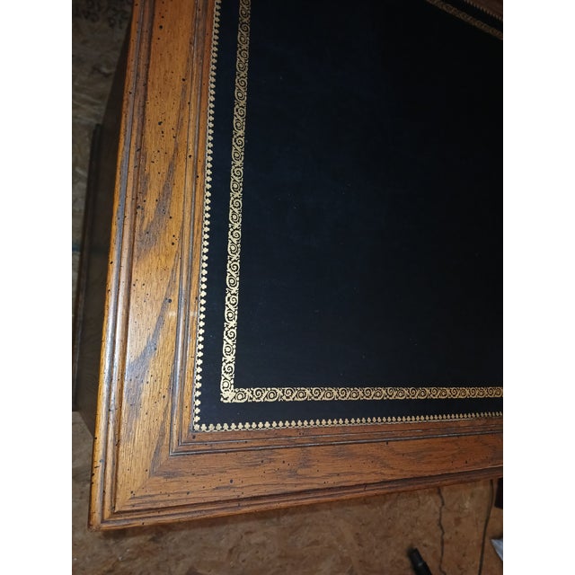 Sligh-Lowry Furniture Co. Leather Topped 1960s Sligh Mahogany Pedestal Desk For Sale - Image 4 of 10