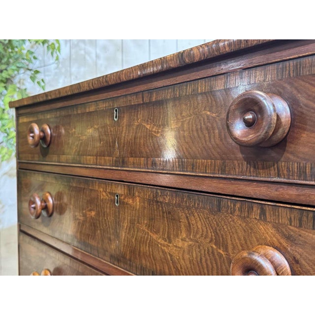 19th Century Victorian English Mahogany Chest of Drawers For Sale - Image 4 of 18
