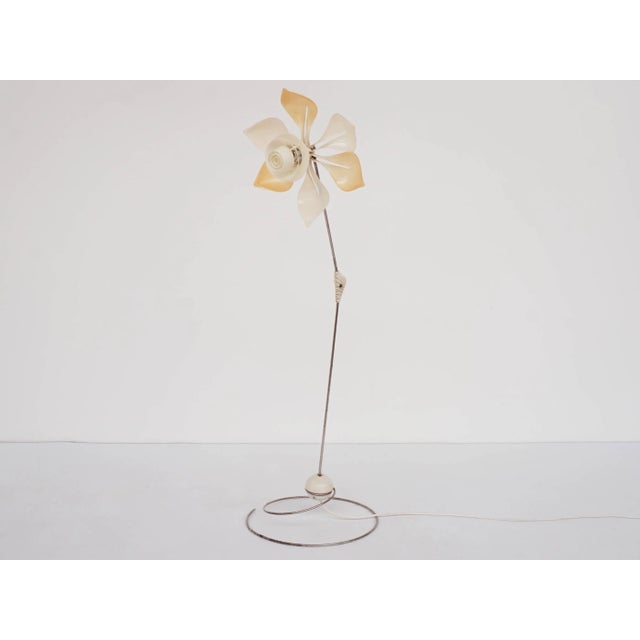 German Adjustable Mod SY1 Flower Floor Lamp by Gunter Symmank for Integra, 1960s For Sale - Image 9 of 9