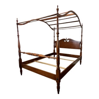 1940s Vintage Whitney Heirloom Maple Four Poster Camelback Canopy Full Size Bed Frame For Sale