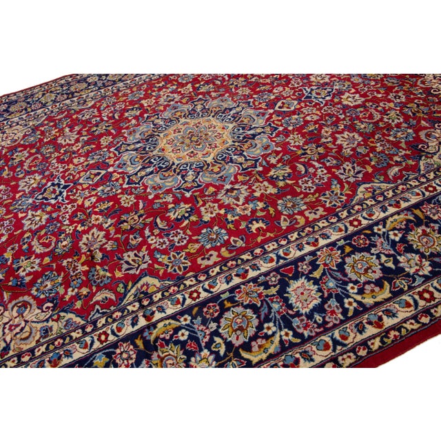 Vintage Handmade Kashan Red Wool Rug With Medallion Motif - 9'9'' x 14'3''. For Sale In New York - Image 6 of 10