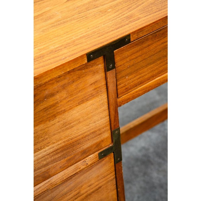 Brown Mid Century Modern Desk Office Campaign Wood Brass Trim 4 Drawer Vintage MCM For Sale - Image 8 of 12